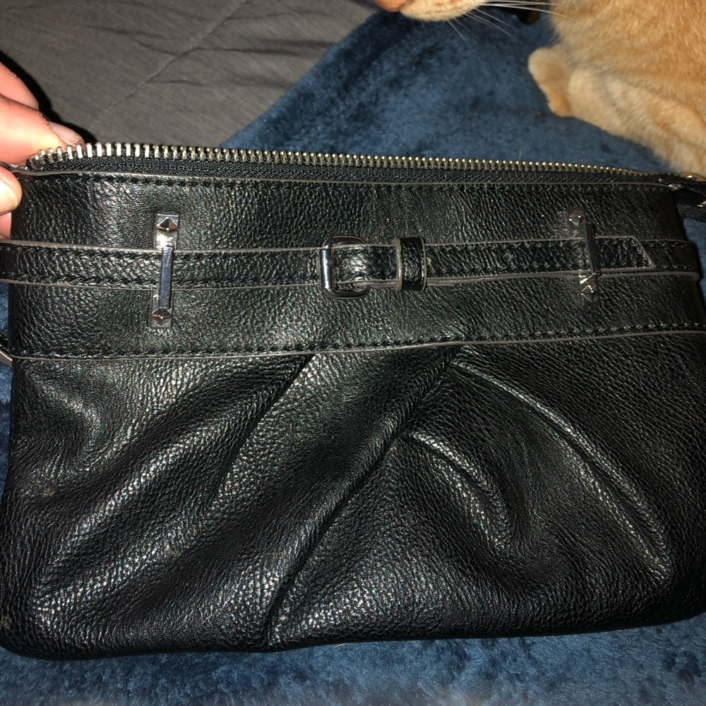Vera Wang wristlet